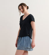 Sadie V-Neck Tee - Black