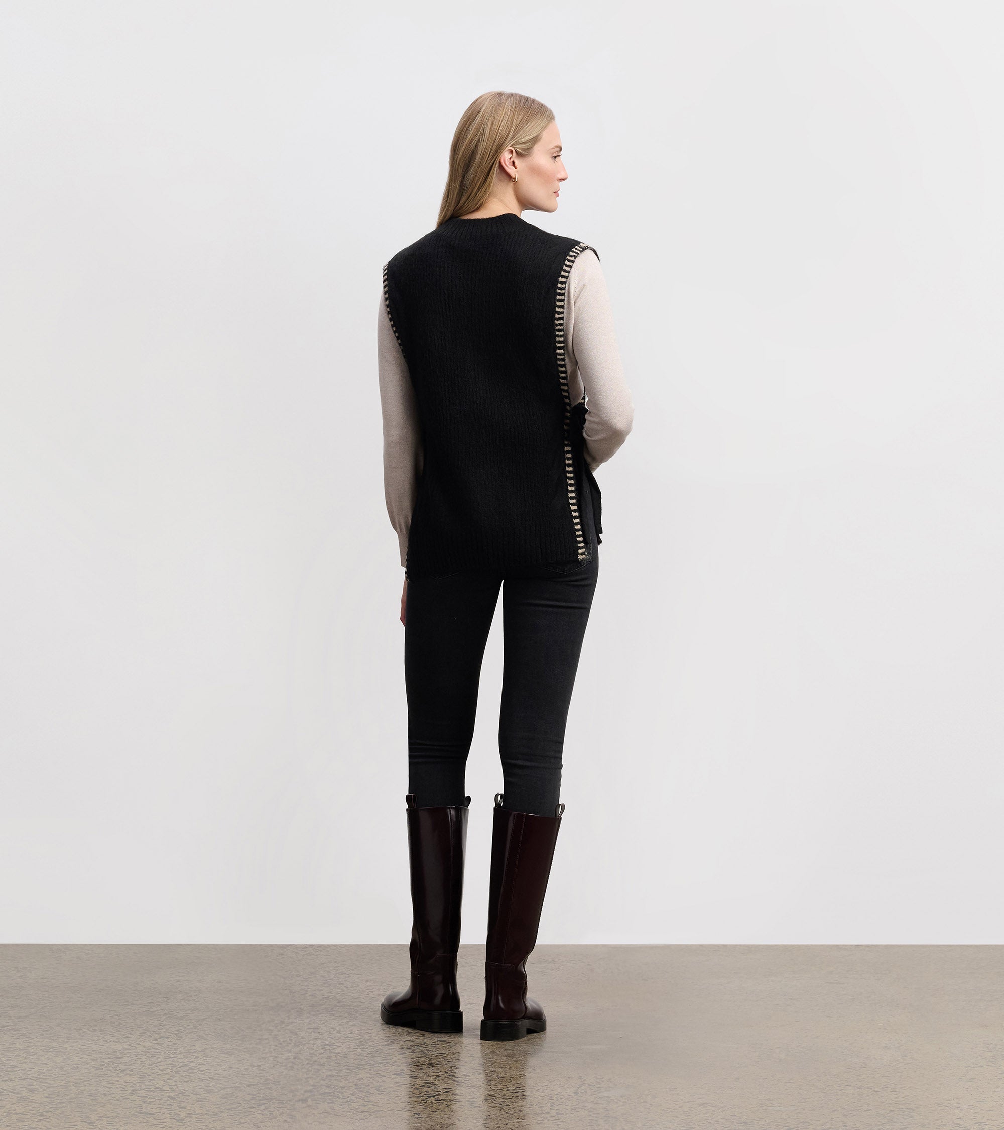 Side-Tie Sweater Vest - Black