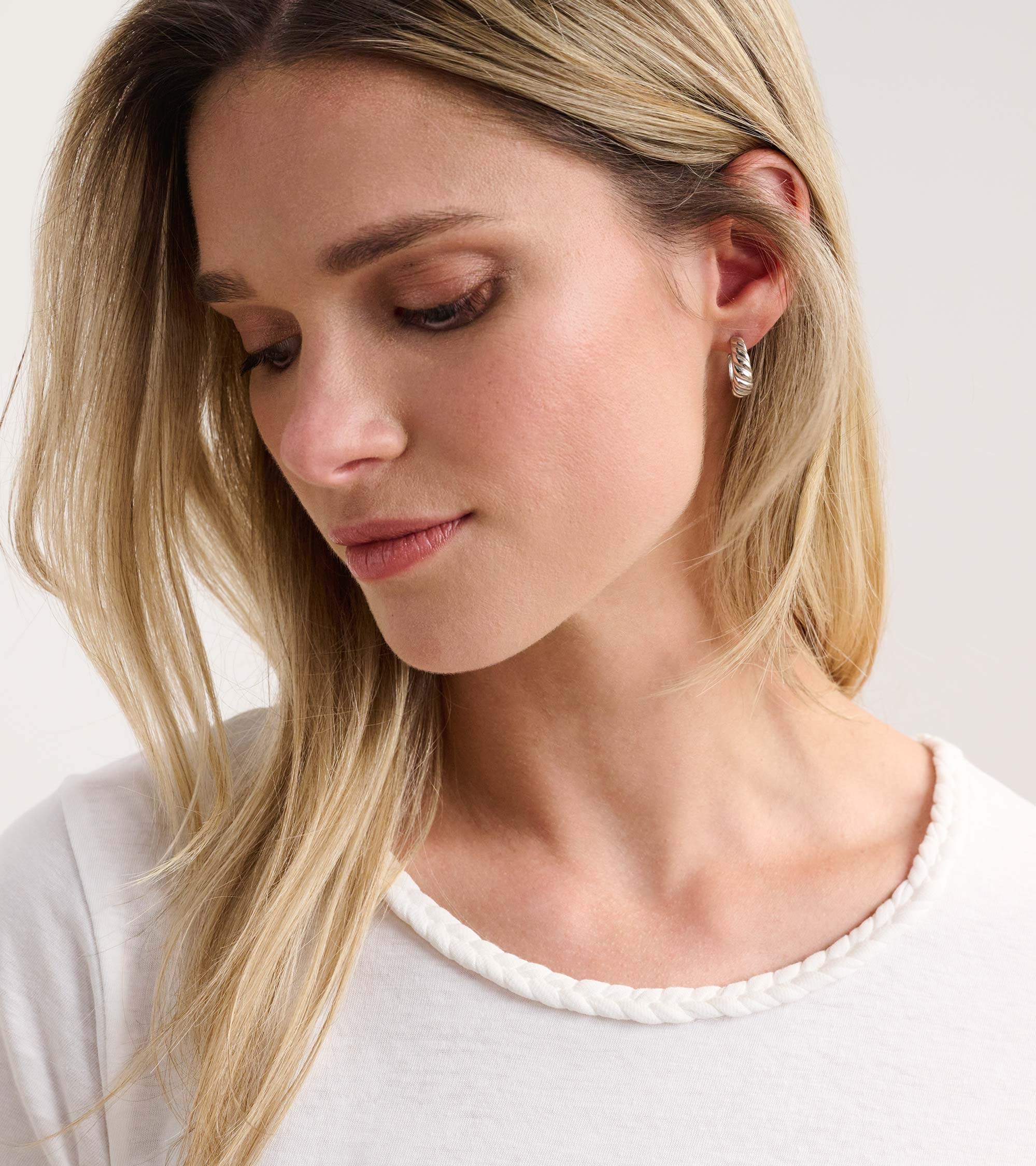 Braided Neck Tee - White
